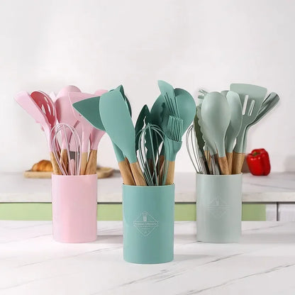 Paxley 6-piece kitchen set made of silicone and wood with bucket