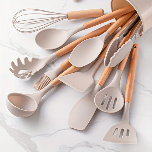 Paxley Kitchen Utensils Set made of Silicone and Wood