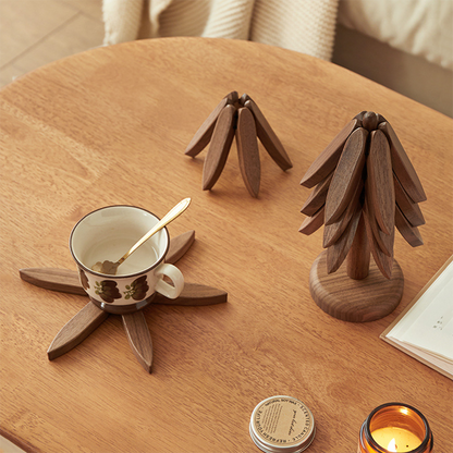 Paxley wooden trivet