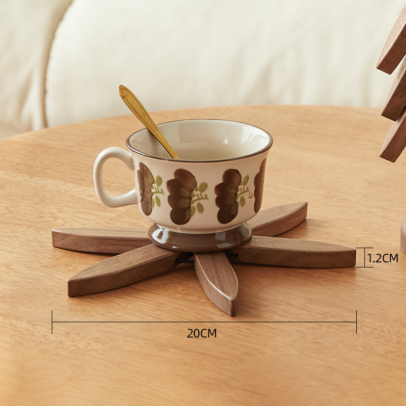 Paxley wooden trivet